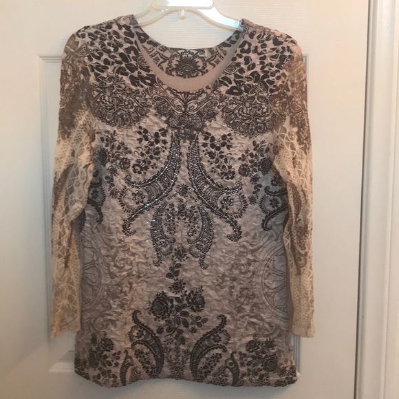 Lace Sleeve Top by Cactus - Picture 4 of 15